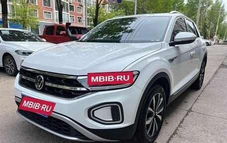 Volkswagen T-Roc I, 2023 год, 1 480 285 рублей, 3 фотография