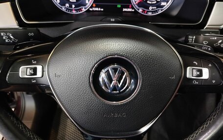 Volkswagen Passat B8 рестайлинг, 2016 год, 1 560 000 рублей, 19 фотография
