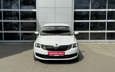 Skoda Octavia, 2017 год, 1 330 000 рублей, 2 фотография