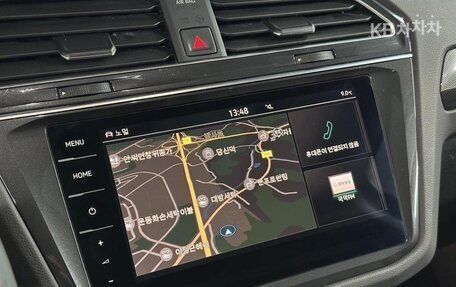 Volkswagen Tiguan II, 2022 год, 2 820 000 рублей, 9 фотография