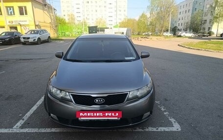 KIA Cerato III, 2011 год, 850 000 рублей, 2 фотография