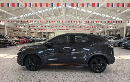 Honda Vezel, 2022 год, 1 490 000 рублей, 3 фотография