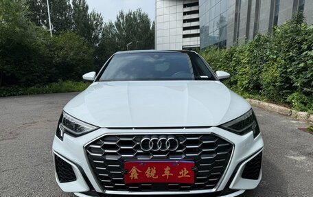 Audi A3, 2022 год, 2 010 000 рублей, 2 фотография
