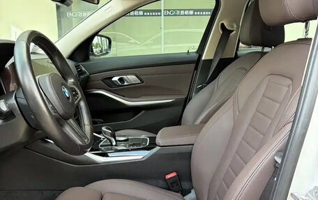 BMW 3 серия, 2021 год, 2 700 000 рублей, 6 фотография