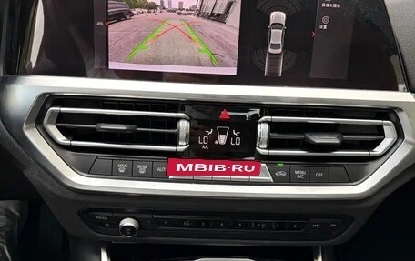 BMW 3 серия, 2021 год, 2 700 000 рублей, 14 фотография