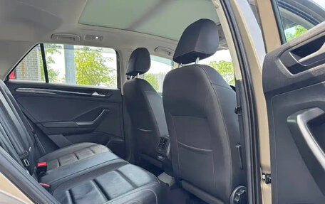 Volkswagen T-Roc I, 2022 год, 1 490 000 рублей, 9 фотография