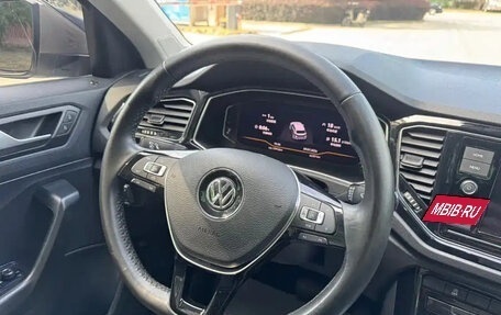 Volkswagen T-Roc I, 2022 год, 1 490 000 рублей, 12 фотография