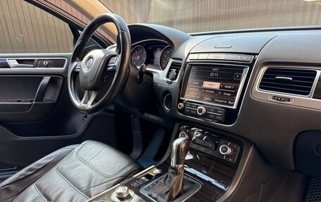 Volkswagen Touareg III, 2016 год, 2 890 000 рублей, 6 фотография