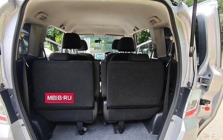 Honda Freed I, 2012 год, 1 200 000 рублей, 6 фотография