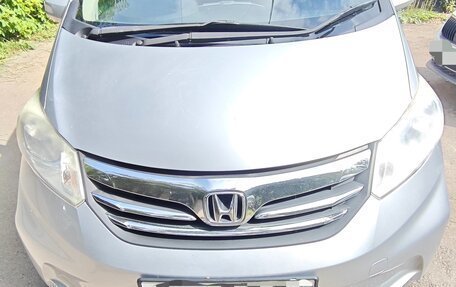 Honda Freed I, 2012 год, 1 200 000 рублей, 21 фотография