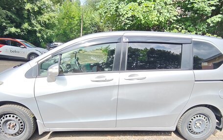 Honda Freed I, 2012 год, 1 200 000 рублей, 18 фотография