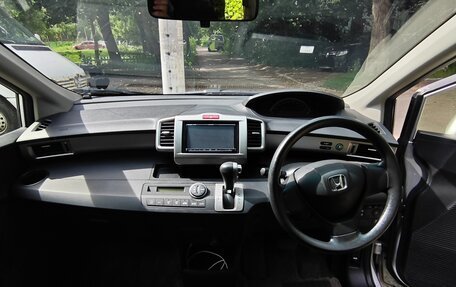 Honda Freed I, 2012 год, 1 200 000 рублей, 23 фотография