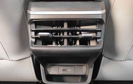 Geely Emgrand, 2023 год, 926 000 рублей, 16 фотография