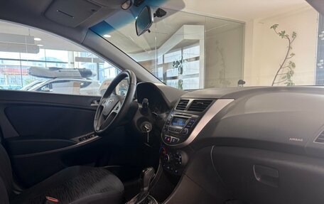 Hyundai Solaris II рестайлинг, 2016 год, 981 000 рублей, 9 фотография