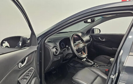 Hyundai Kona I, 2022 год, 2 154 000 рублей, 6 фотография
