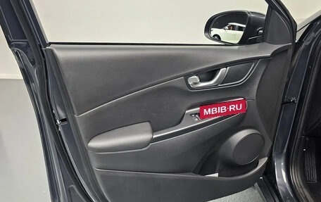 Hyundai Kona I, 2022 год, 2 154 000 рублей, 5 фотография