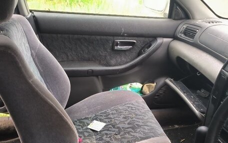 Subaru Legacy III, 2000 год, 60 000 рублей, 13 фотография