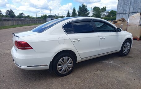 Volkswagen Passat B7, 2011 год, 780 000 рублей, 14 фотография