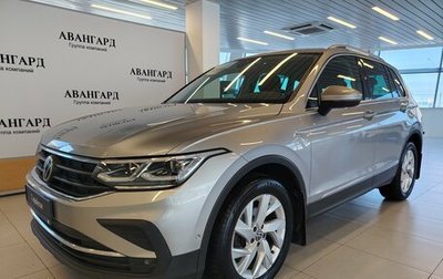 Volkswagen Tiguan II, 2021 год, 1 999 000 рублей, 1 фотография