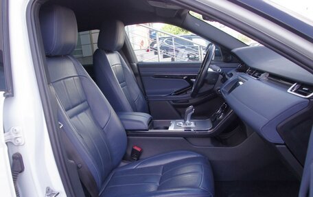 Land Rover Range Rover Evoque II, 2019 год, 3 160 000 рублей, 10 фотография