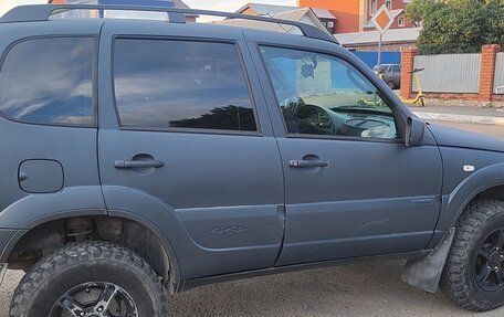 Chevrolet Niva I рестайлинг, 2010 год, 350 000 рублей, 10 фотография