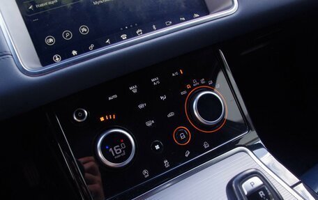 Land Rover Range Rover Evoque II, 2019 год, 3 160 000 рублей, 18 фотография
