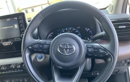 Toyota Yaris Cross, 2023 год, 1 314 000 рублей, 8 фотография