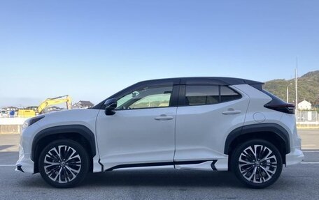 Toyota Yaris Cross, 2023 год, 1 314 000 рублей, 5 фотография