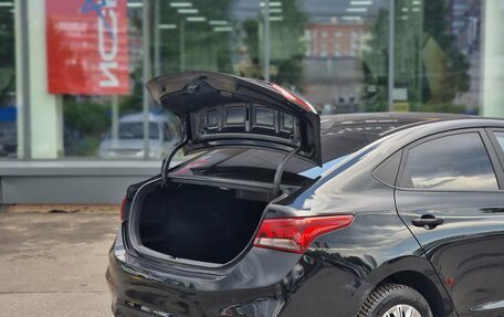 Hyundai Solaris II рестайлинг, 2017 год, 1 049 000 рублей, 7 фотография