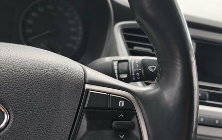 Hyundai Solaris II рестайлинг, 2017 год, 1 049 000 рублей, 15 фотография