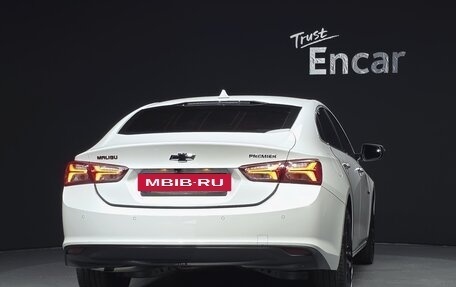 Chevrolet Malibu IX, 2022 год, 1 330 000 рублей, 4 фотография