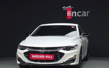 Chevrolet Malibu IX, 2022 год, 1 330 000 рублей, 3 фотография