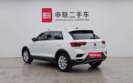 Volkswagen T-Roc I, 2021 год, 1 250 000 рублей, 5 фотография