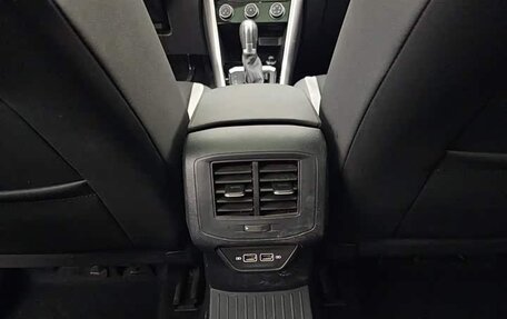 Volkswagen T-Roc I, 2021 год, 1 250 000 рублей, 11 фотография