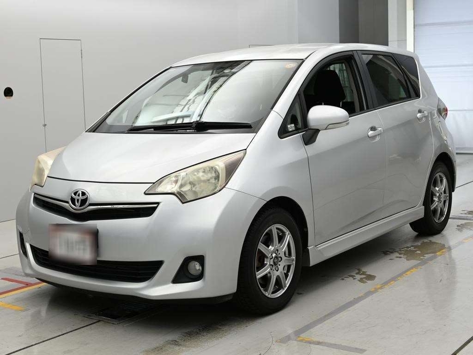 Toyota Ractis II, 2010 год, 1 018 000 рублей, 1 фотография