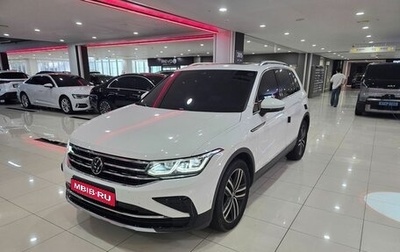Volkswagen Tiguan, 2023 год, 3 795 000 рублей, 1 фотография