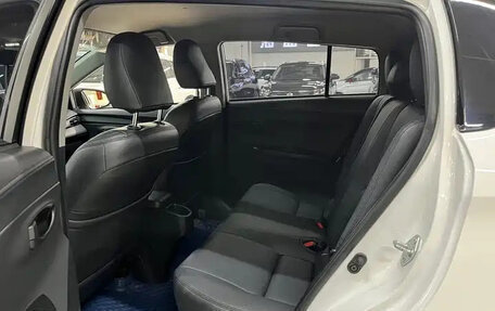 Toyota Yaris XP150 рестайлинг, 2023 год, 1 300 000 рублей, 12 фотография