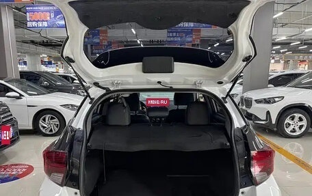 Toyota Yaris XP150 рестайлинг, 2023 год, 1 300 000 рублей, 7 фотография