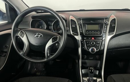 Hyundai i30 II рестайлинг, 2013 год, 1 045 000 рублей, 12 фотография
