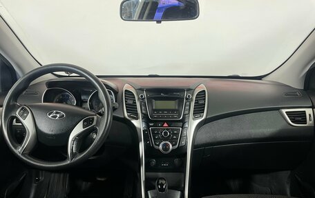Hyundai i30 II рестайлинг, 2013 год, 1 045 000 рублей, 11 фотография