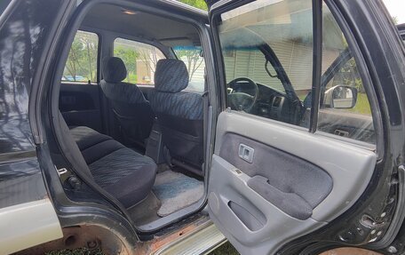 Toyota Hilux VI, 2000 год, 750 000 рублей, 18 фотография