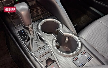 Toyota Camry, 2023 год, 3 790 000 рублей, 21 фотография