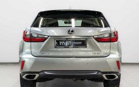 Lexus RX IV рестайлинг, 2019 год, 4 700 000 рублей, 6 фотография