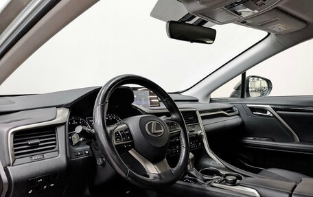 Lexus RX IV рестайлинг, 2019 год, 4 700 000 рублей, 15 фотография