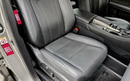 Lexus RX IV рестайлинг, 2019 год, 4 700 000 рублей, 22 фотография
