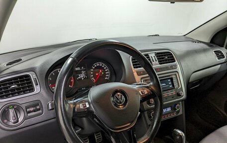 Volkswagen Polo VI (EU Market), 2016 год, 1 150 000 рублей, 13 фотография