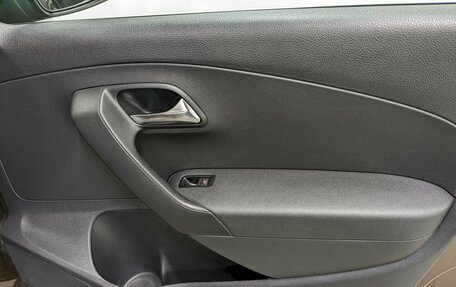Volkswagen Polo VI (EU Market), 2016 год, 1 150 000 рублей, 18 фотография