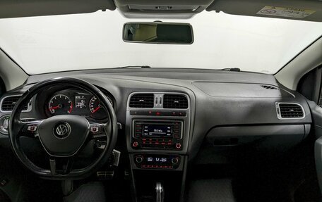 Volkswagen Polo VI (EU Market), 2016 год, 1 150 000 рублей, 22 фотография