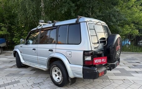 Mitsubishi Pajero III рестайлинг, 1993 год, 350 000 рублей, 4 фотография