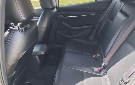 Mazda 3, 2022 год, 1 250 000 рублей, 10 фотография